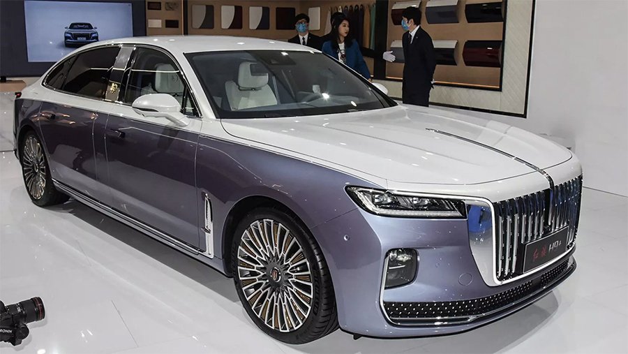 Новый седан